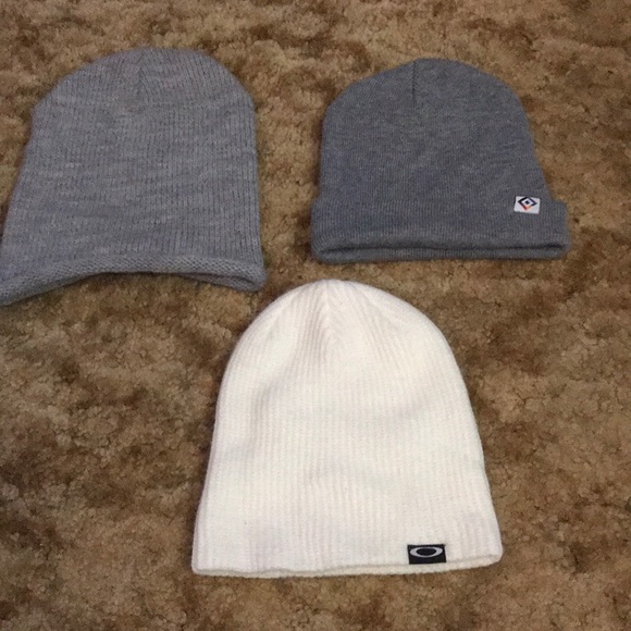oakley beanies